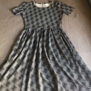 Used Large LuLaRoe Amelia Dress with Pockets